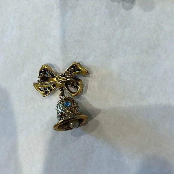 Vintage 1950s dangle bell screw on earrings and matching pin gold / jewel - Picture 8 of 12